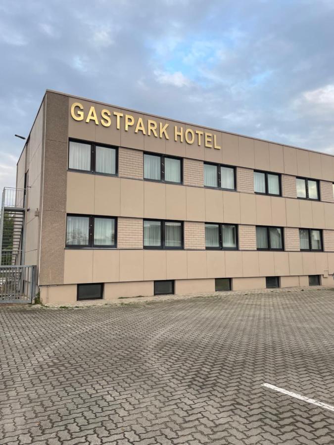 Gastpark Hotel Manching Eksteriør billede